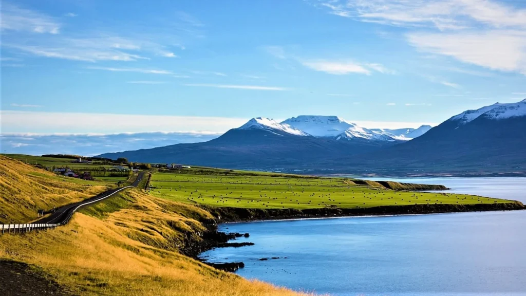 Akureyri-view